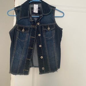 Maurice’s xs jean vest nwt